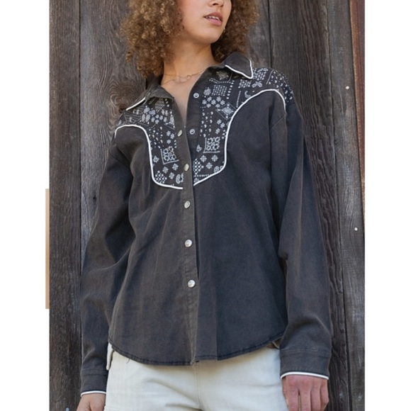 POL PAISLEY PRINT BLOUSE - Picture 5 of 7